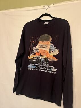 Rauw Alejandro Saturno World Tour 2023 Long Sleeve Graphic Shirt Men’s M